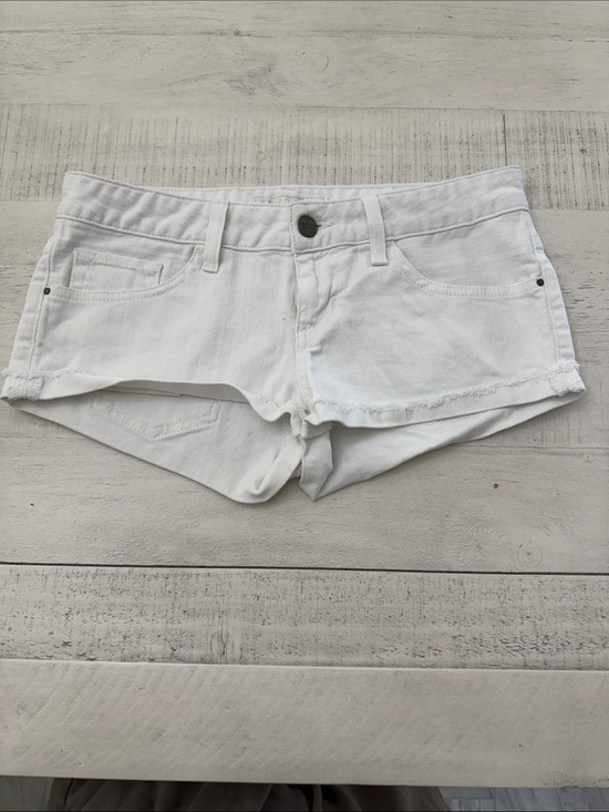 Guess Pants - Guess White Denim Low-Rise Jean Shorts